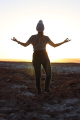 Obraz premium kundalini yoga com sol