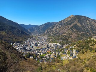Fototapeta na wymiar Mirador Coll de Jou (Escaldes - Andorra)