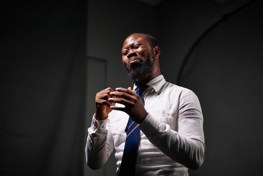 Man speaking with sign language in a studio