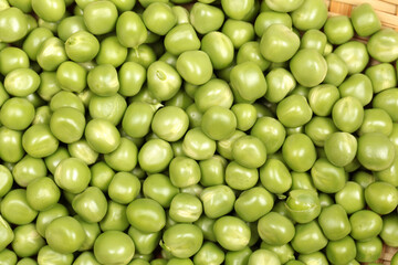 Fresh peas 