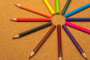 12色の色鉛筆