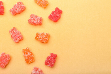 Obraz premium Different tasty jelly bears on color background