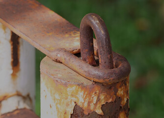 rusty iron, rusty iron plate, rusty iron pole, rusty iron macro