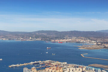 Fototapeta na wymiar The Bay of Gibraltar with Puente Mayorga in the background