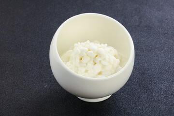 Dietary granulated cottage cheese for breakfast