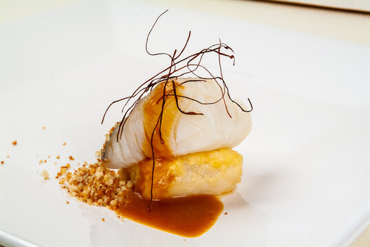 Bacalao con torrija de bacalao