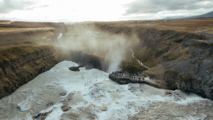 Ogromny Wodospad na Islandii - obrazy, fototapety, plakaty