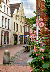 Fototapeta premium Leer in Ostfriesland, Altstadtszene