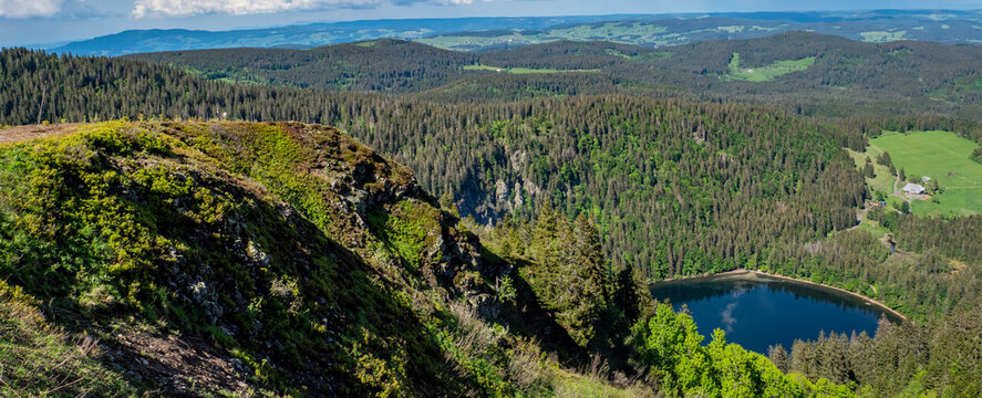 Panorama über den Feldsee im Schwarzwald