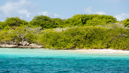 Île de la Petite-Terre est une réserve naturelle protégée en Guadeloupe