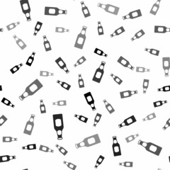 Black Beer bottle icon isolated seamless pattern on white background. Vector