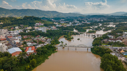 Vista aérea da cidade de Indaial em Santa Catarina