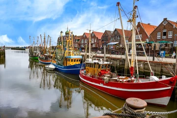 Foto op Plexiglas Haven van Neuharlingersiel, Noordzee, Nedersaksen © Comofoto