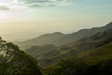 Fototapeta na wymiar Beautiful Mountain sunset Costa Rica