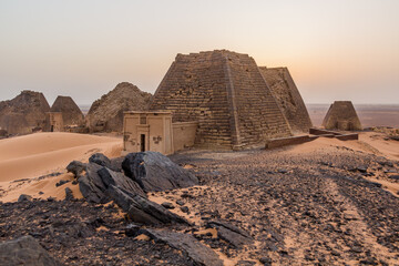 Pyramids of Meroe in Sudan - obrazy, fototapety, plakaty