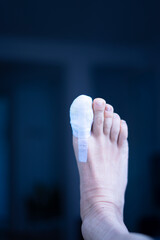 Foot big toe bandage injury