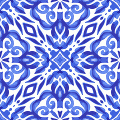 Schitterend naadloos blauw abstract vectorpatroon. Geometrisch blauw en wit wandtegel ontwerp mediterraan