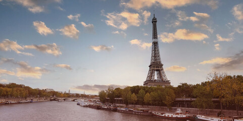 Fototapeta na wymiar Banner of the travel with The famous Eiffel Tower in Paris, France.