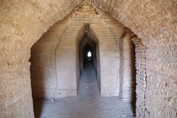 Obraz premium ミャンマー インワのマハーアウンミェ僧院