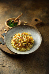 Instant noodles with peanut sauce