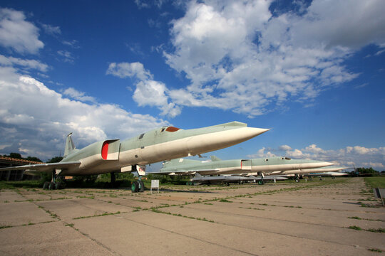 Tu-22M Images – Browse 22 Stock Photos, Vectors, and Video | Adobe Stock