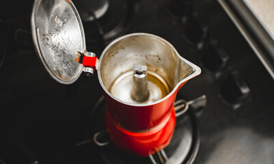 Brewing moka pot espresso at home