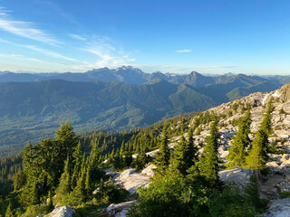 Fototapeta na wymiar Hiking in the north cascades through sub alpine forest