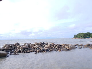 Fototapeta na wymiar rocks on the beach