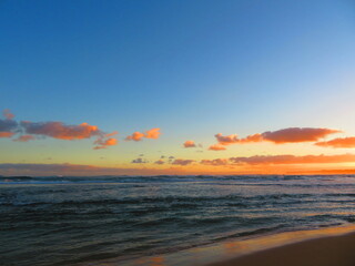 Fototapeta premium hiking beautiful coastline in hawaii