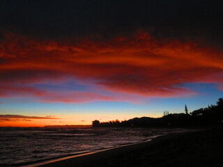 hiking beautiful coastline in hawaii