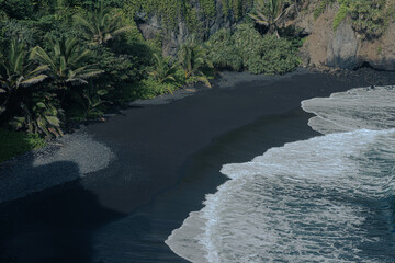 Black sand beach on Maui, Road to hana, Hawai 2022