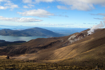 New Zealand - Typo - Tongariro crossing and Mount Maunganui