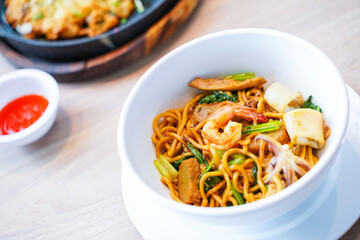 Hokkien noodle with meat and egg