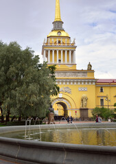 Alexander garden at the entrance to the Admiralty