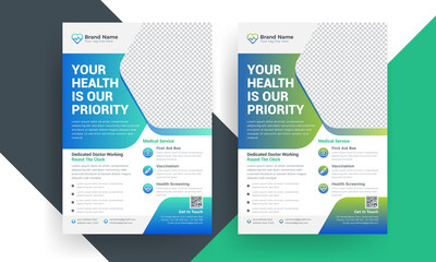 Obraz premium Modern medical healthcare flyer design or doctor leaflet design template