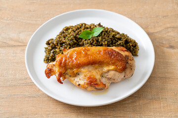 pesto fried rice with grilled chicken
