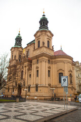 Fototapeta na wymiar church in the Czech Republic on the central square