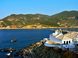 Greece-view of the port in Skopelos - obrazy, fototapety, plakaty
