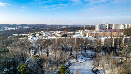 Fototapeta na wymiar Jastrzębie Zdrój, miasto przemysłowe zimą z lotu ptaka na Śląsku w Polsce, panorama