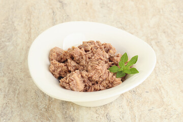 Canned tuna fish for salad