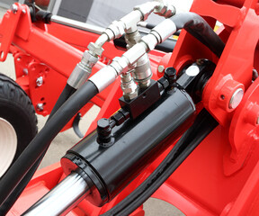The image of the hydraulic cylinder.
