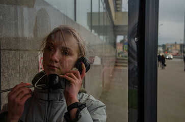 woman talking on the phone