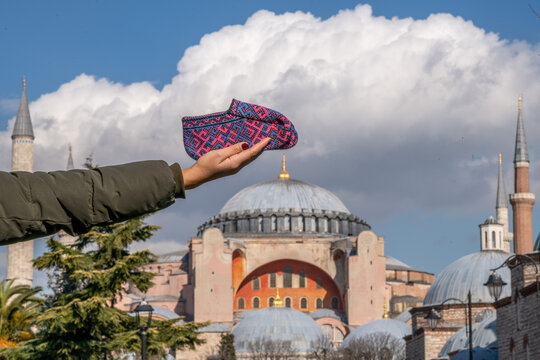 Traditional Turkish Patterns to Knit also known Turkish translate: Patik and historical backround