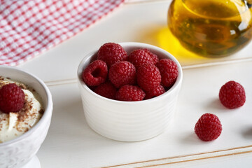Red raspberries with flax seed oil and cottage cheese. Budwig diet.