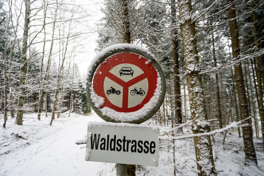 Waldstrasse