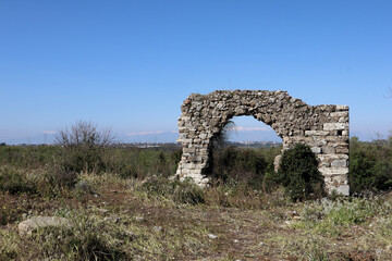 Fototapeta na wymiar ruins of ancient roman city Aspendos in Turkey