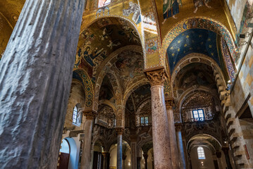 L'interno della chiesa di Santa Maria dell'Ammiraglio, città di Palermo IT	