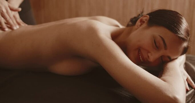 classic relaxing massage in the spa to relieve stress