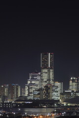 Fototapeta na wymiar 新子安から見た横浜みなとみらい21 (夜景)