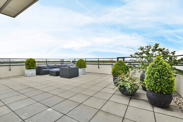 Rooftop terrace with a great view of the surrounding area